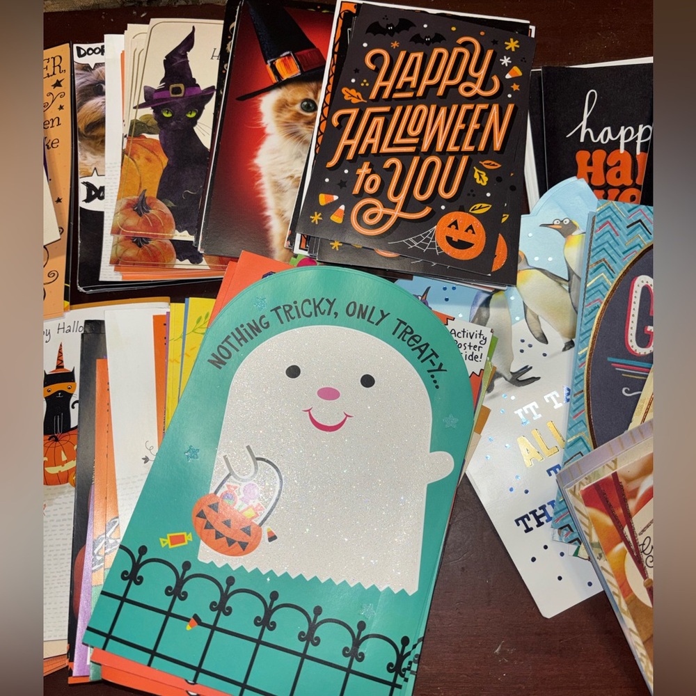 Hallmark Card Bundle - Picture 4 of 10